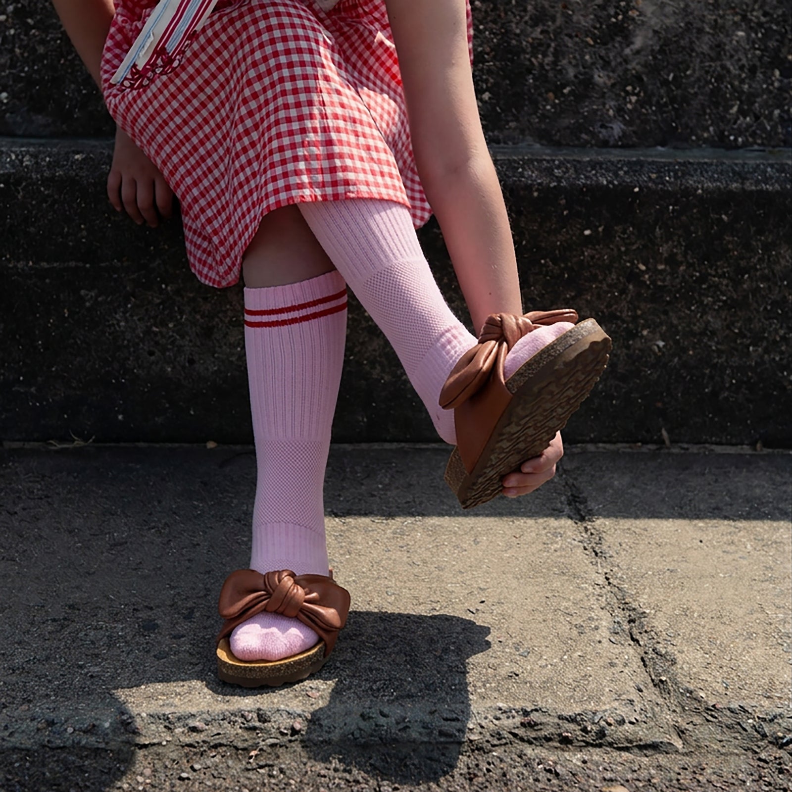 Sabot Heidi pour enfant en daim olive